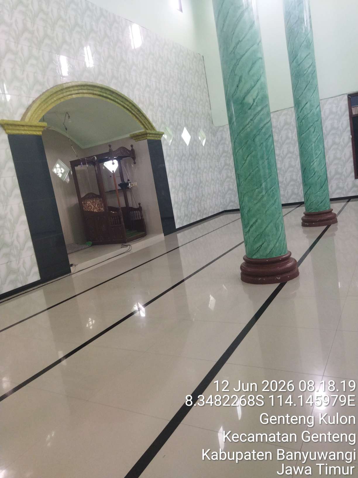 Foto Dalam Masjid (Mimbar/Mihrab) — DARUN NAJAH, Setail, Genteng