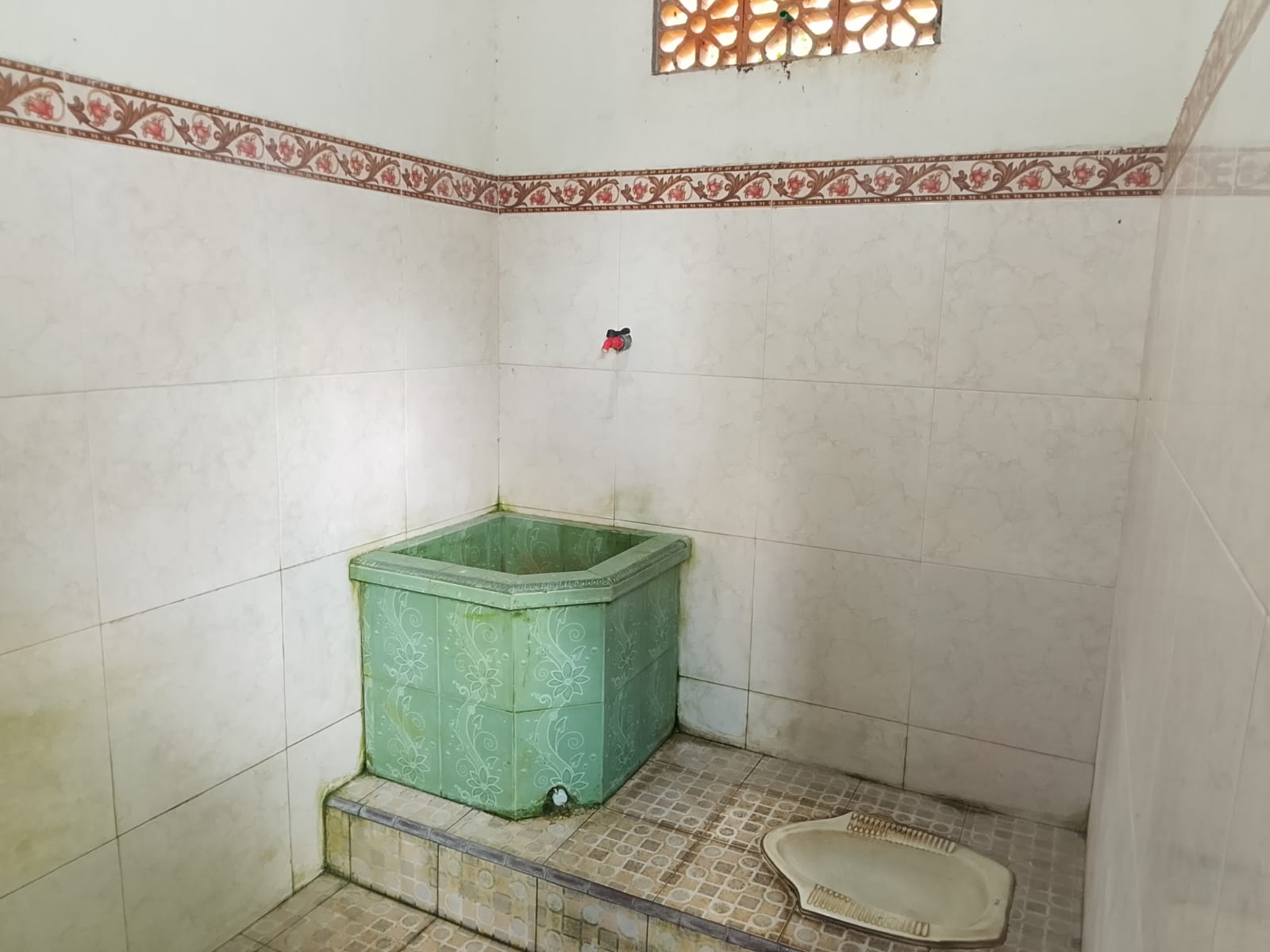 Foto Kamar Mandi/WC — BAITUL MUTTAQIN, Barurejo, Siliragung