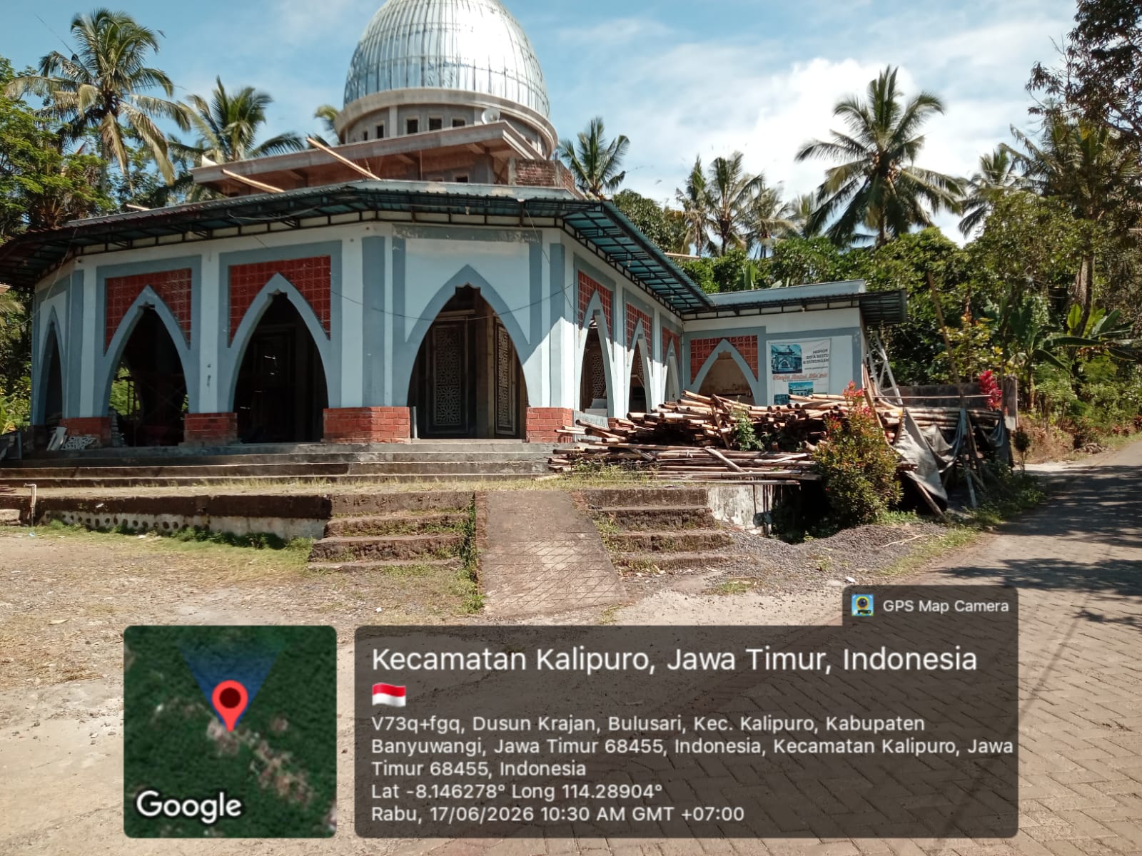Foto Depan Masjid & Papan Nama — BAITUL MUKMIN, Bulusari, Kalipuro