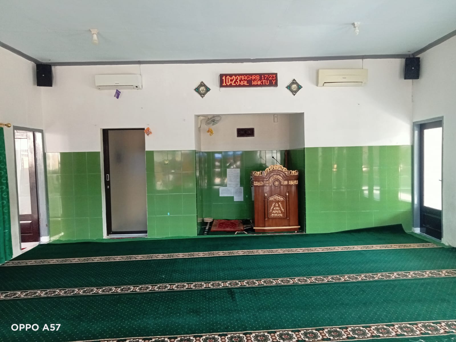 Foto Dalam Masjid (Mimbar/Mihrab) — NURUT TAQWA, Dadapan, Kabat