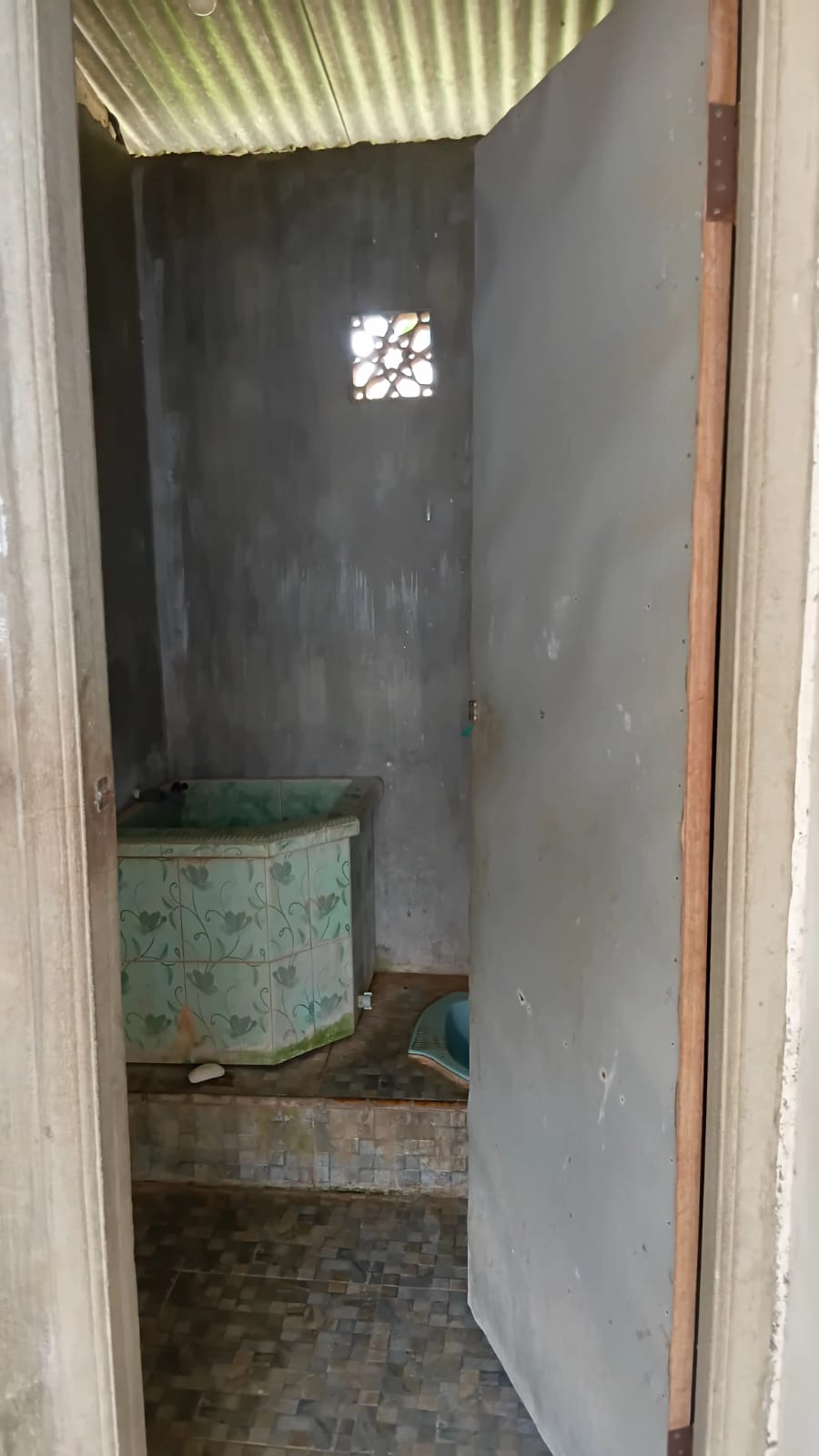 Foto Kamar Mandi/WC — AS-SYUHADA`, Barurejo, Siliragung