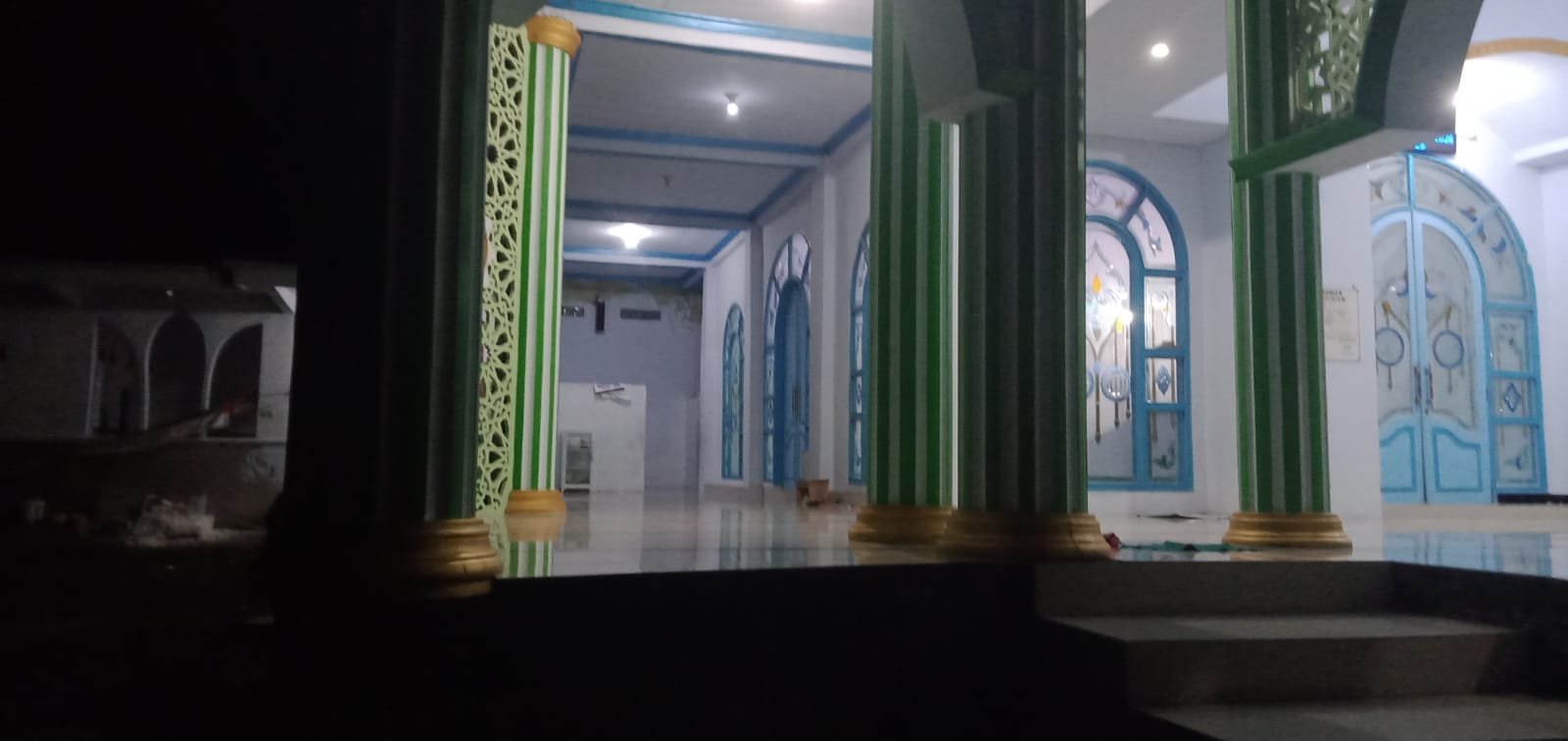 Foto Dalam Masjid (Mimbar/Mihrab) — BAITUS SALAM, Bunder, Kabat