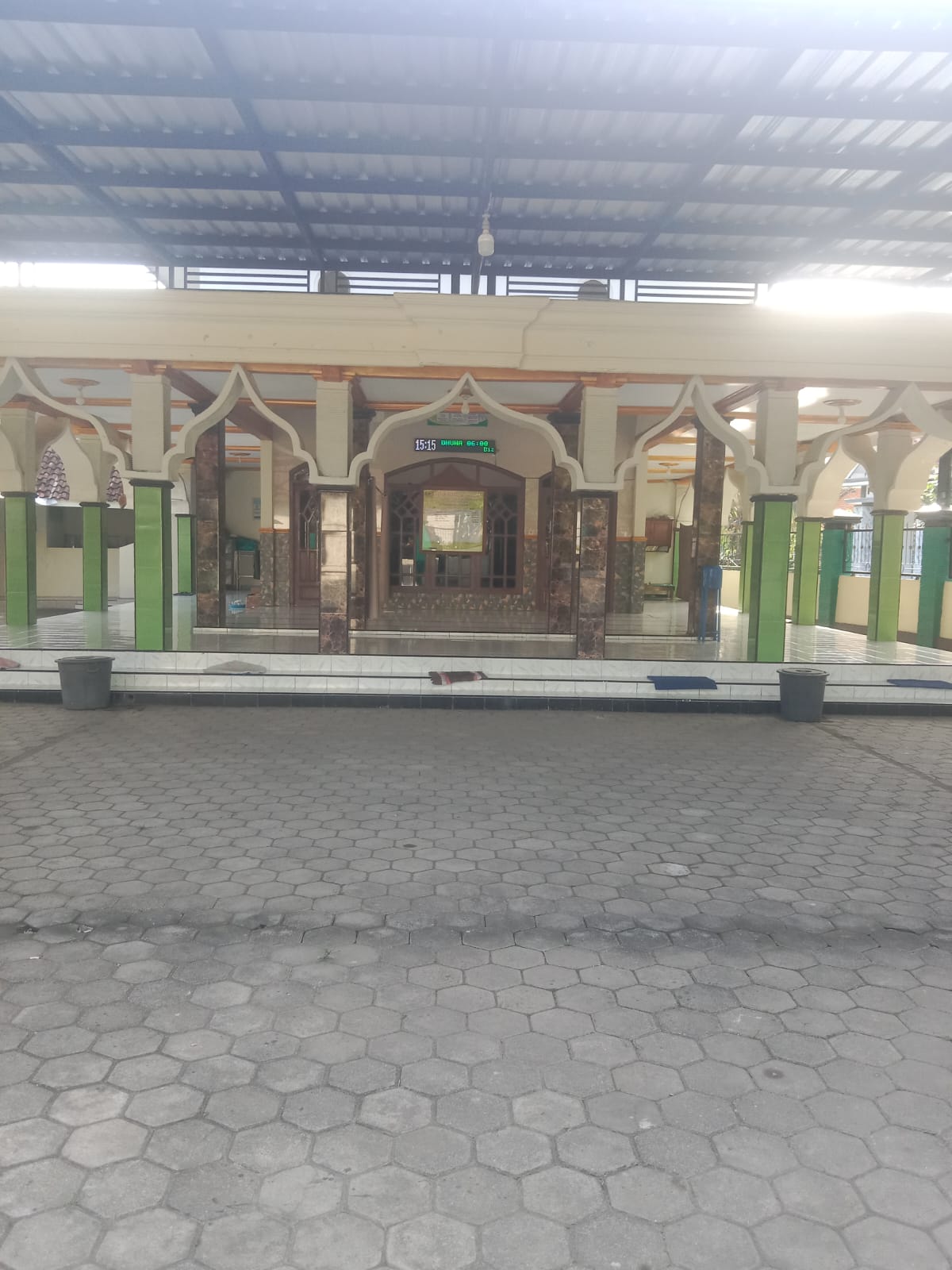 Foto Depan Masjid & Papan Nama — AL IKHLAS 1, Sumbermulyo, Pesanggaran