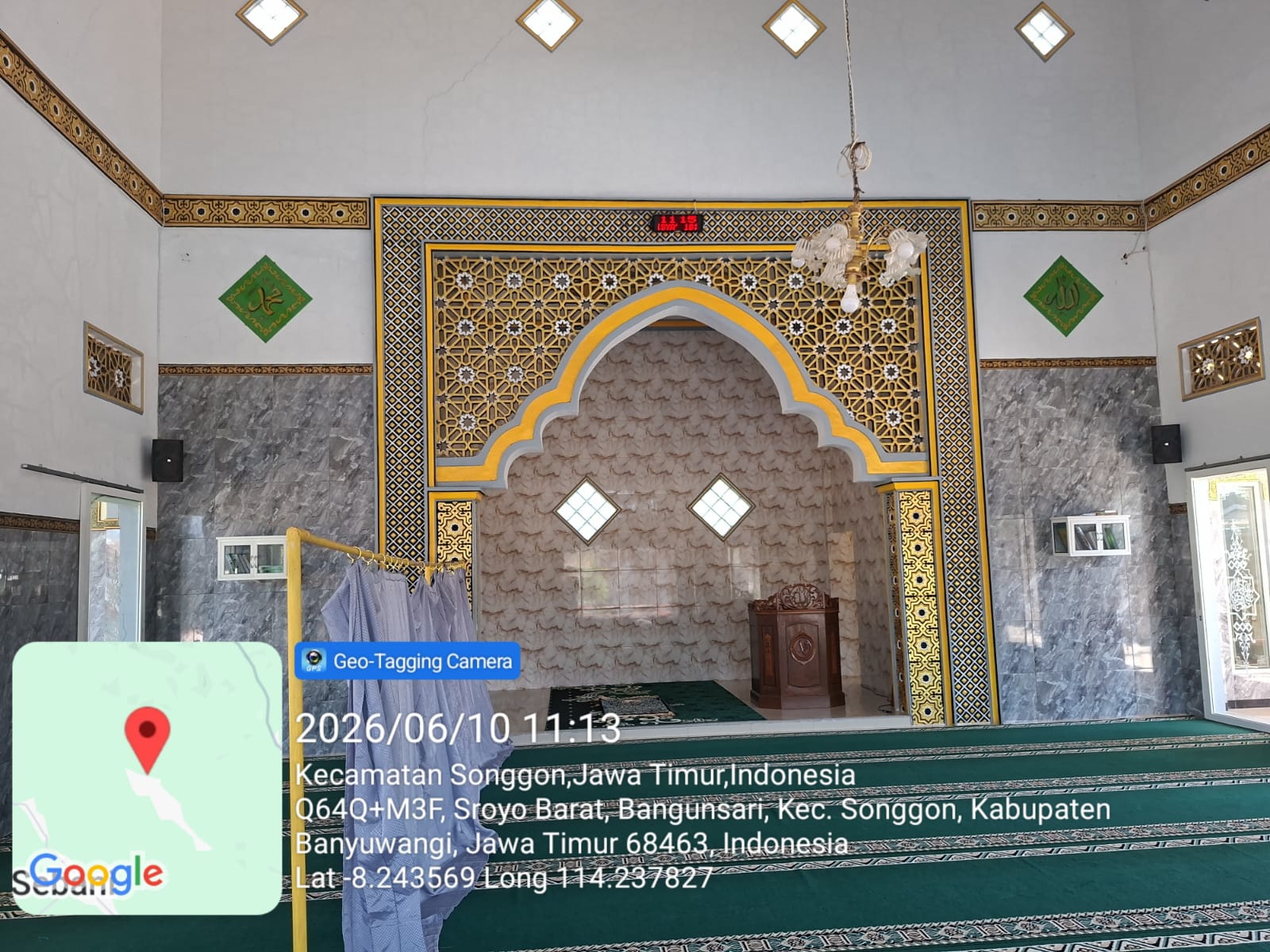 Foto Dalam Masjid (Mimbar/Mihrab) — At Taubah Warohmah, Bangunsari, Songgon