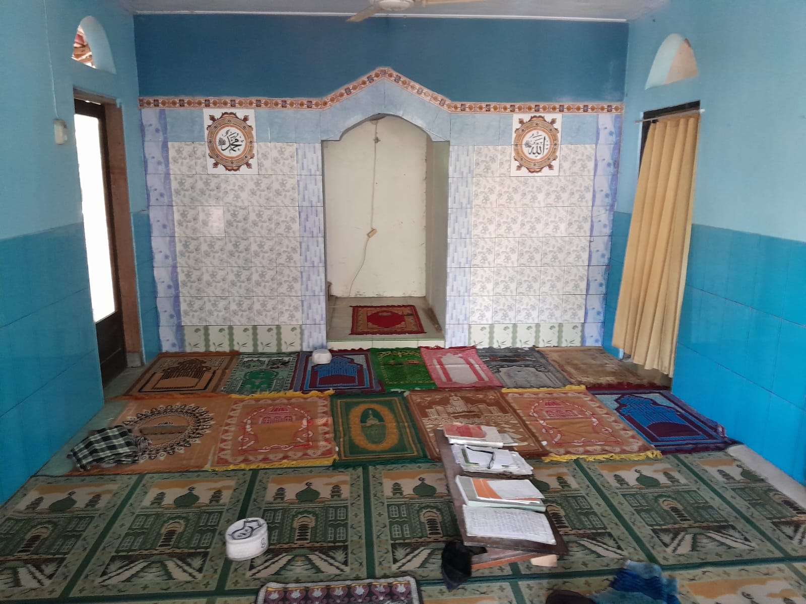 Foto Dalam Masjid (Mimbar/Mihrab) — Nur Hidayah, Boyolangu, Giri