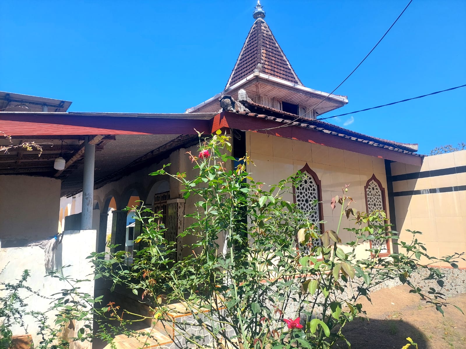 Foto Bangunan Lainnya — Masjid Ussisa Alattaqwa, Kebondalem, Bangorejo