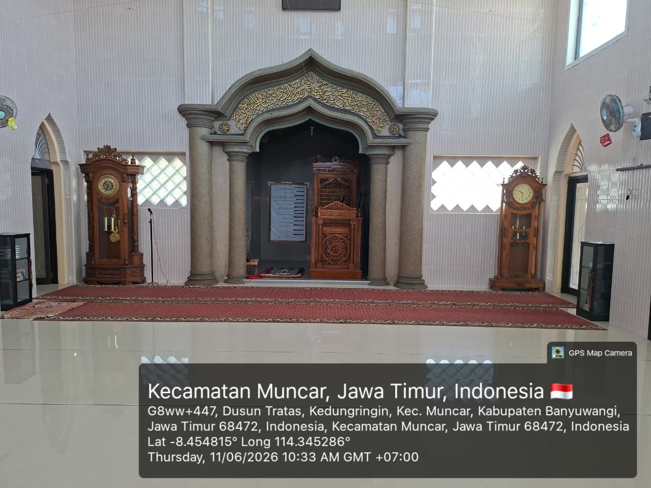Foto Dalam Masjid (Mimbar/Mihrab) — BAITUS SUJUD, Kedungringin, Muncar