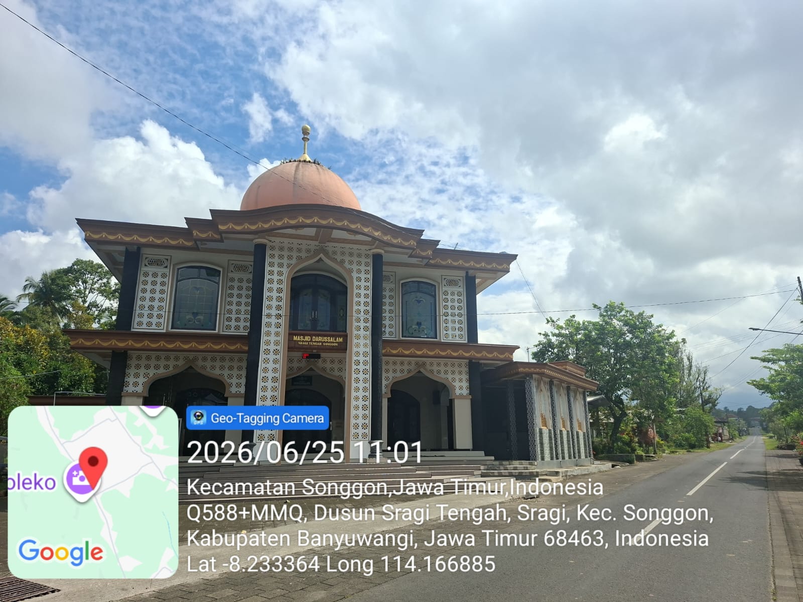 Foto Depan Masjid & Papan Nama — DARUSSALAM, Sragi, Songgon