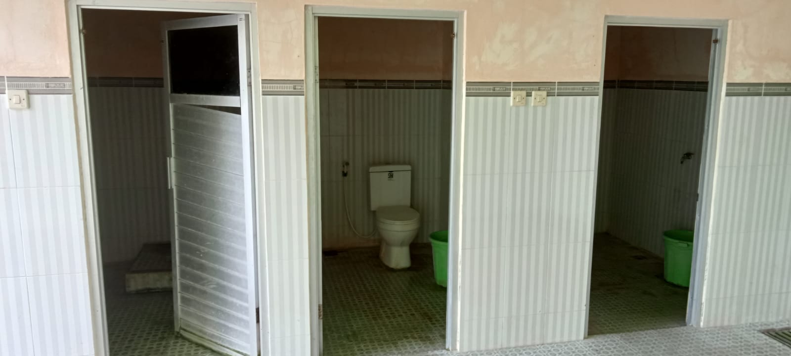 Foto Kamar Mandi/WC — BAITUN NA'IM, Seneporejo, Siliragung