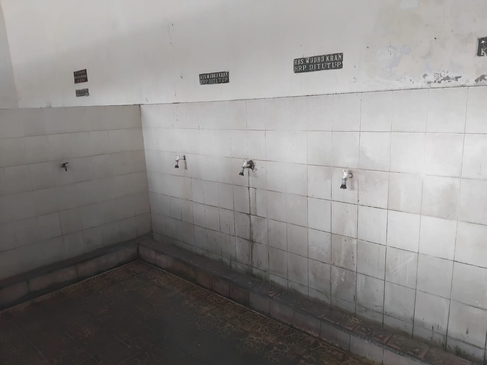 Foto Tempat Wudhu — BAITUL MUTTAQIN, Labanasem, Kabat