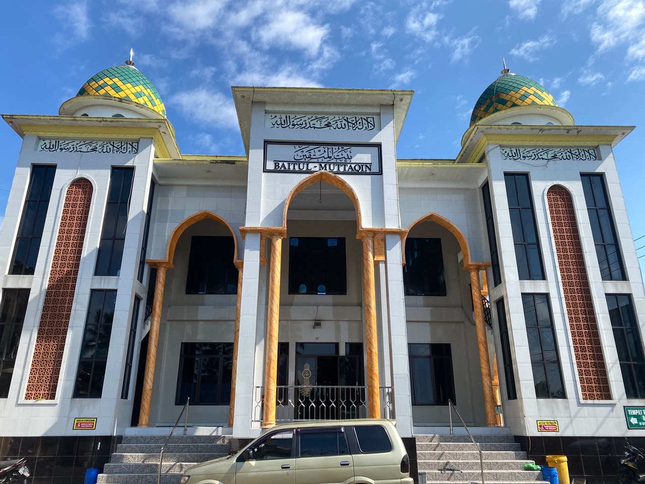 Foto Depan Masjid & Papan Nama — BAITUL MUTTAQIN, Tegalharjo, Glenmore