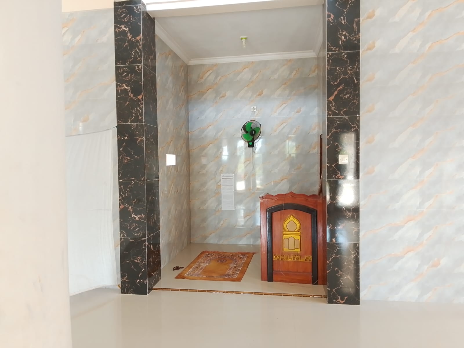 Foto Dalam Masjid (Mimbar/Mihrab) — DARUL FALAH, Barurejo, Siliragung