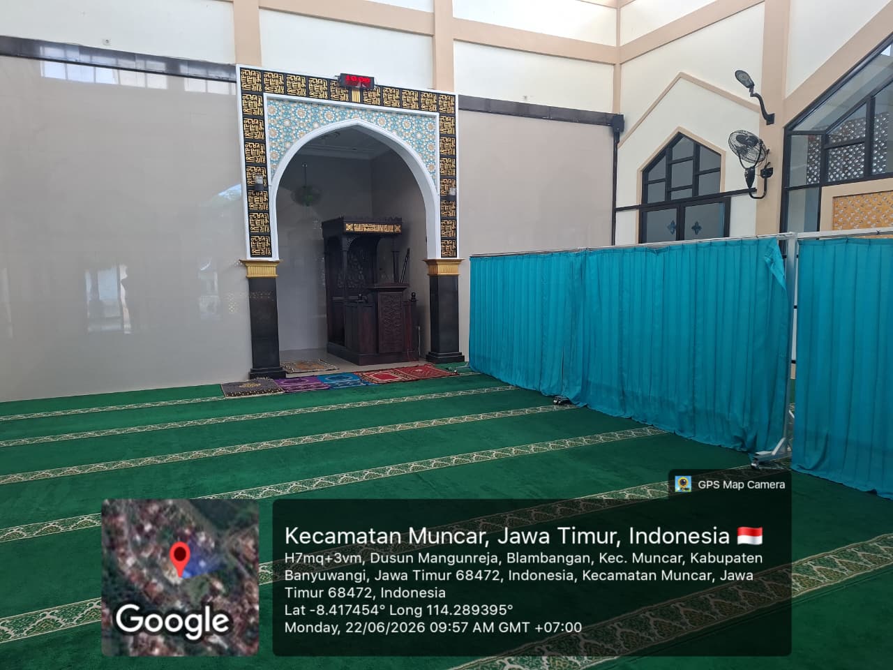 Foto Dalam Masjid (Mimbar/Mihrab) — BAITUS SHOLIHIN, Blambangan, Muncar