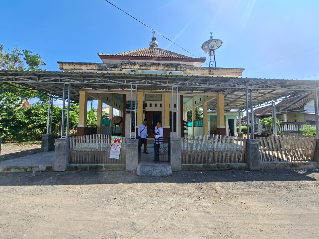 Foto Depan Masjid & Papan Nama — RAUDLATUTH THOLIBIN, Blambangan, Muncar