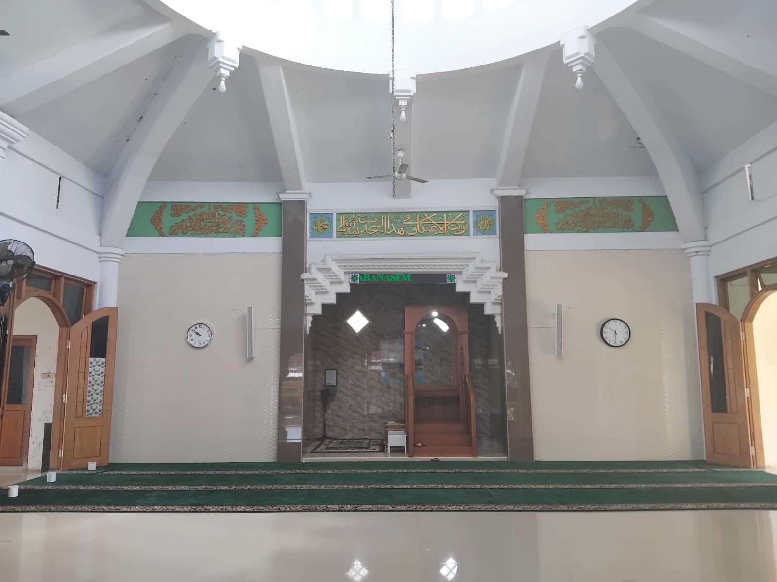 Foto Dalam Masjid (Mimbar/Mihrab) — BAITUL MUFLIHIN, Labanasem, Kabat