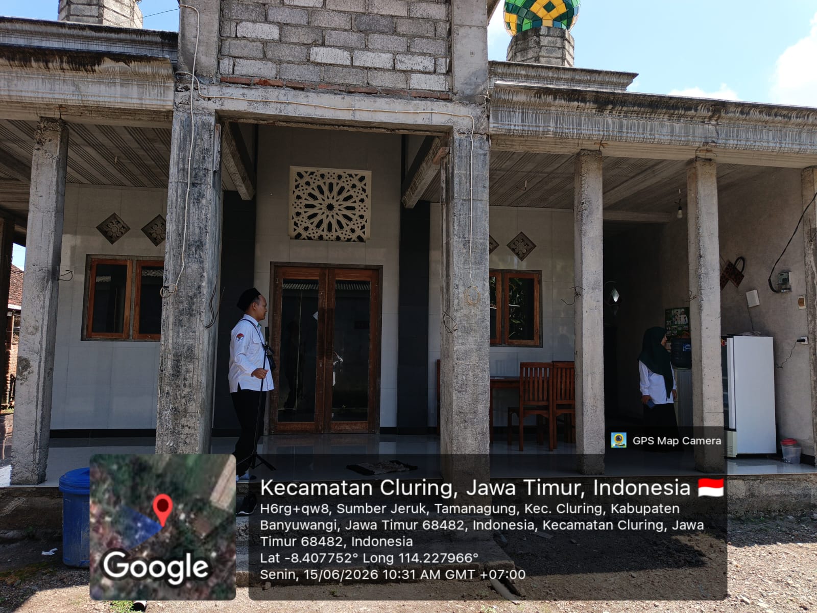 Foto Depan Masjid & Papan Nama — MAMBAUL KHOIROT, Tamanagung, Cluring
