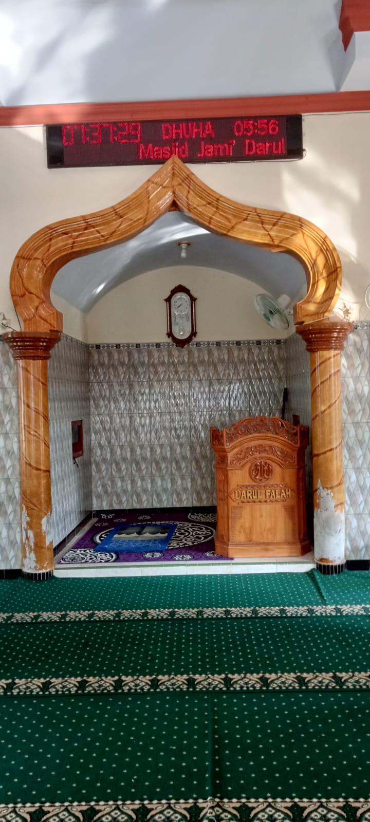 Foto Dalam Masjid (Mimbar/Mihrab) — DARUL FALAH, Seneporejo, Siliragung