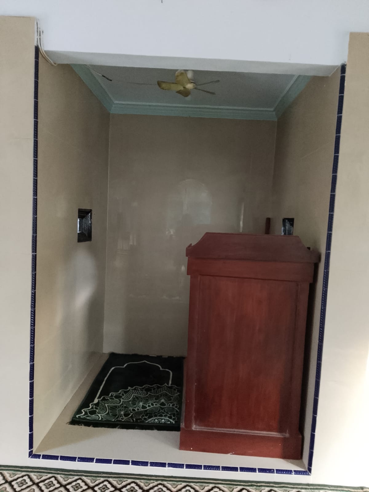 Foto Dalam Masjid (Mimbar/Mihrab) — MIFTAHUL HIDAYAH, Sarongan, Pesanggaran