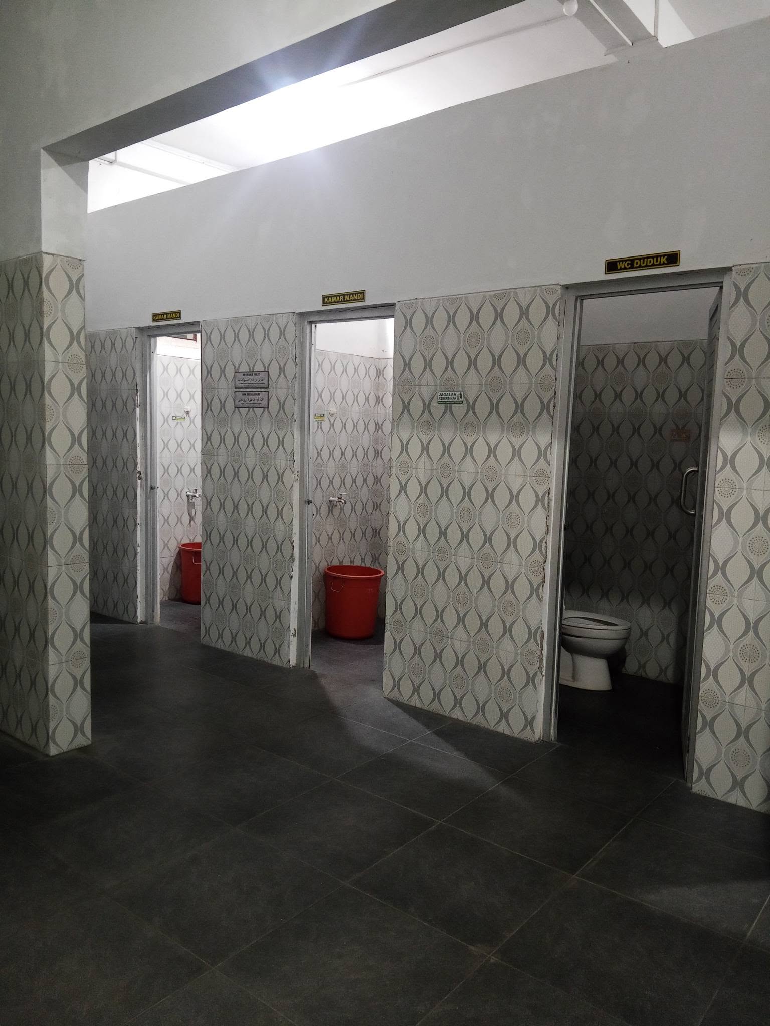 Foto Kamar Mandi/WC — MADANI, Yosomulyo, Gambiran