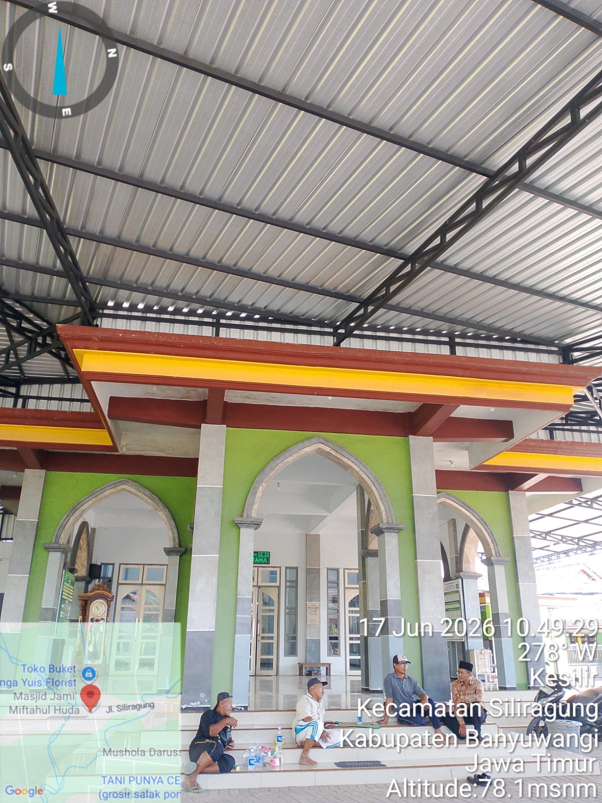 Foto Depan Masjid & Papan Nama — MIFTAHUL HUDA, Kesilir, Siliragung
