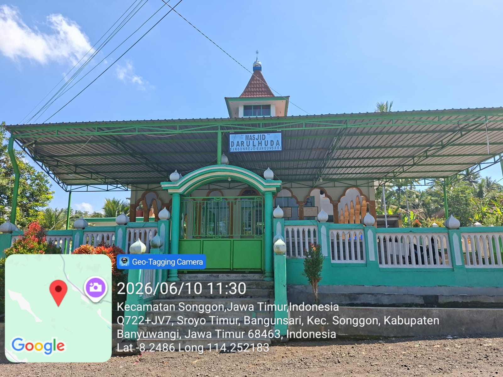 Foto Depan Masjid & Papan Nama — Darul Huda, Bangunsari, Songgon