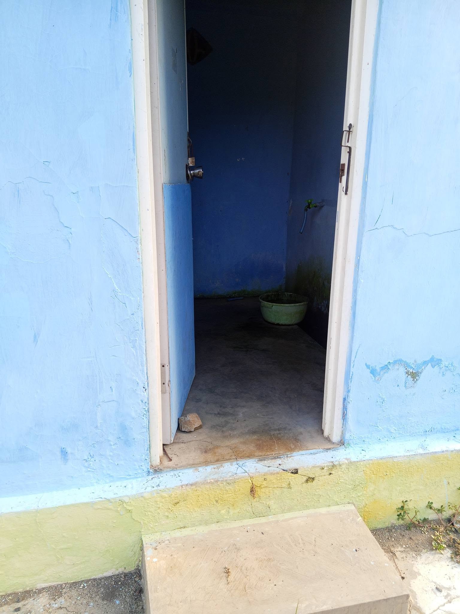 Foto Kamar Mandi/WC — BAITUL ANWAR, Yosomulyo, Gambiran
