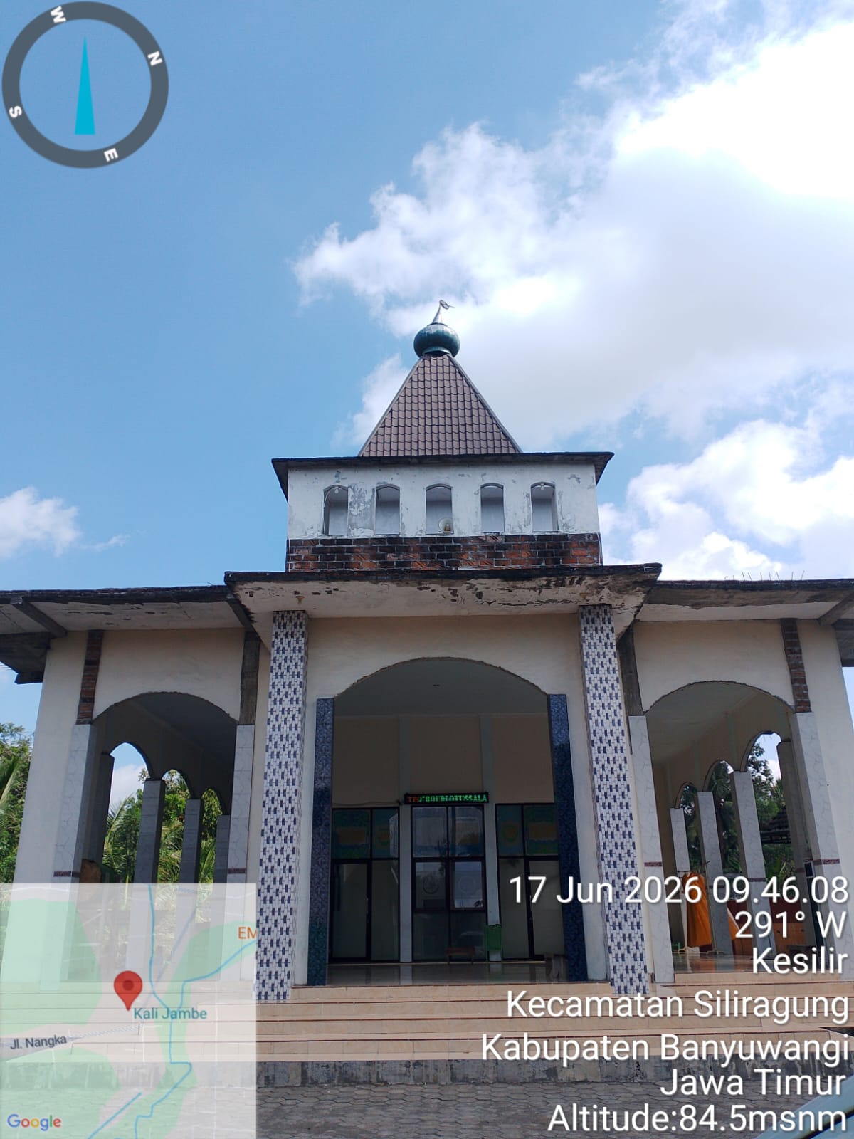 Foto Depan Masjid & Papan Nama — RIYADLUS SHOLIHIN, Kesilir, Siliragung