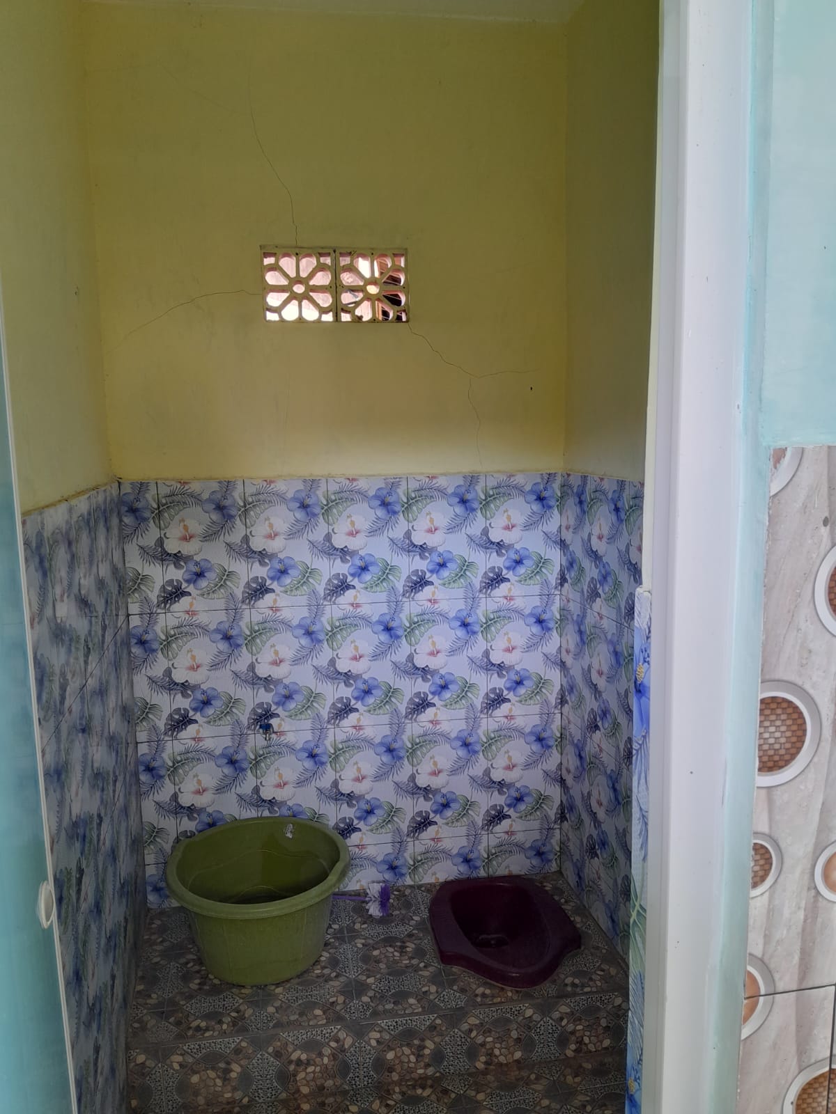 Foto Kamar Mandi/WC — Baitul Makmur, Boyolangu, Giri