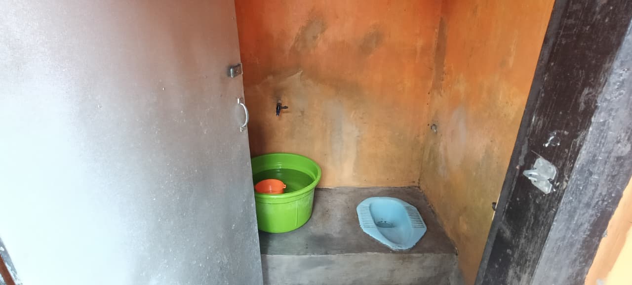 Foto Kamar Mandi/WC — NAHDOTUT THOLAB, Padang, Singojuruh