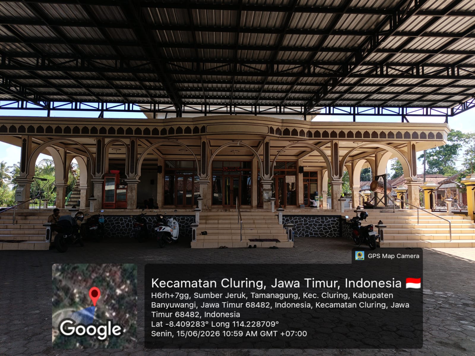 Foto Depan Masjid & Papan Nama — BAITUL MANNAN, Tamanagung, Cluring