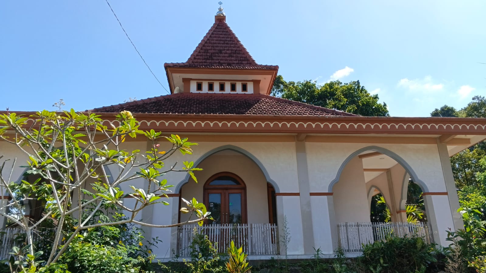 Foto Depan Masjid & Papan Nama — NURUL HUDA, Margomulyo, Glenmore