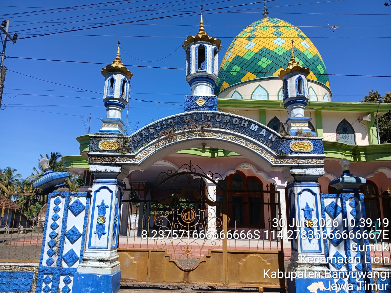 Foto Depan Masjid & Papan Nama — BAITUR ROHMAN, Gumuk, Licin