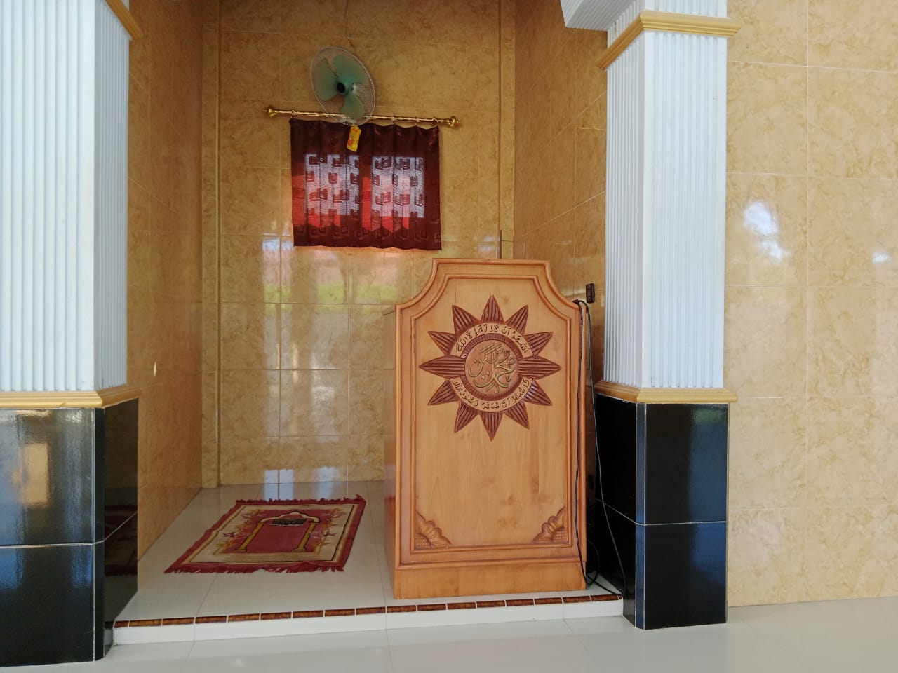 Foto Dalam Masjid (Mimbar/Mihrab) — Al Falah, Kalipait, Tegaldlimo