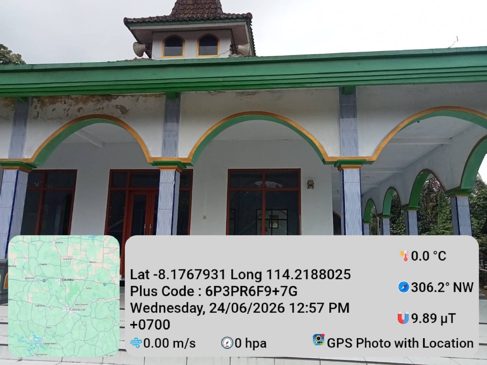 Foto Depan Masjid & Papan Nama — Nurul Hidayah, Kluncing, Licin