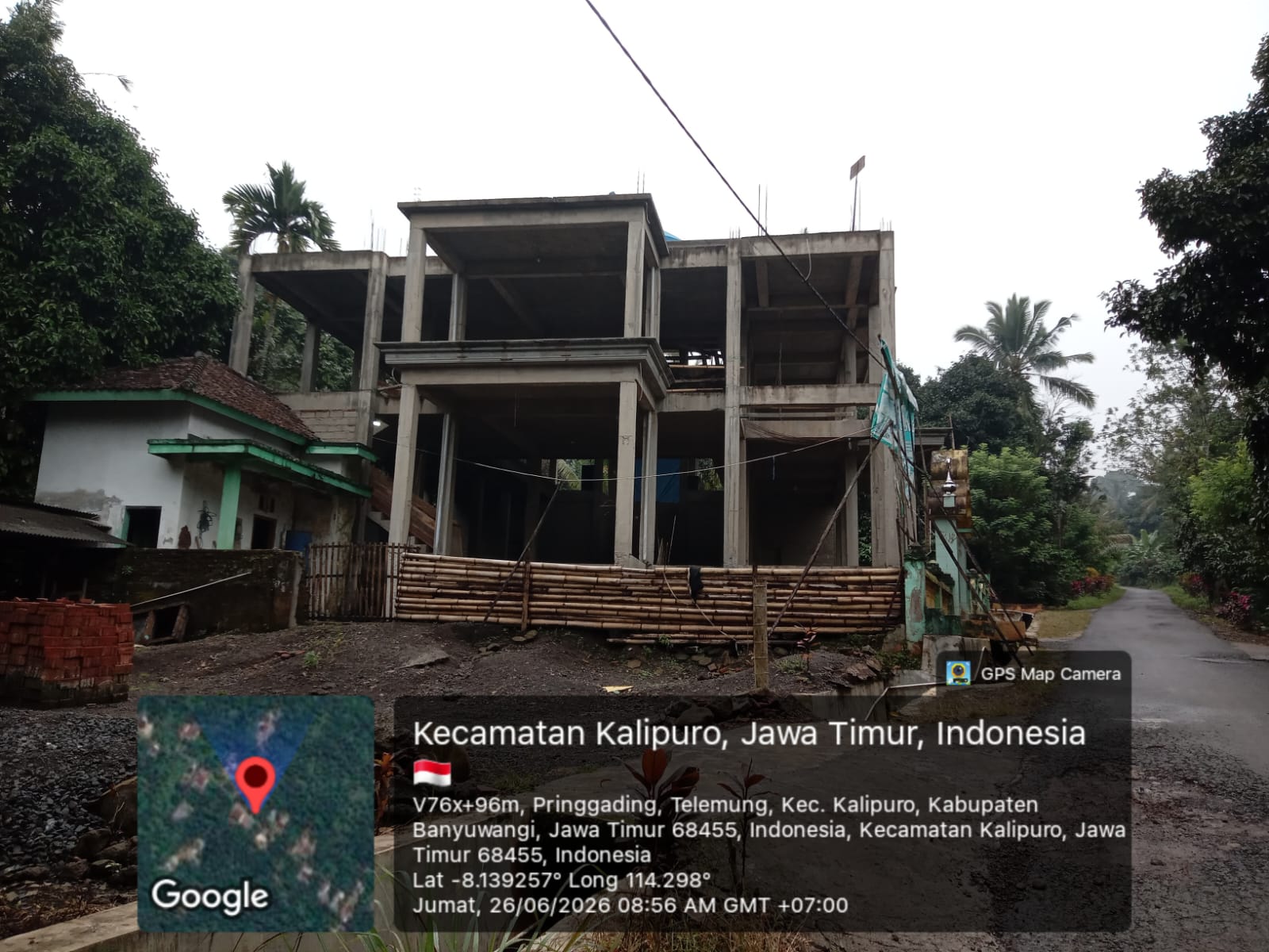 Foto Depan Masjid & Papan Nama — BUNYANURROHIM, Telemung, Kalipuro