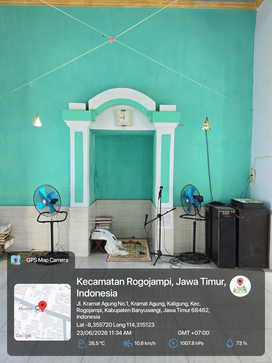 Foto Dalam Masjid (Mimbar/Mihrab) — BAHRUL ULUM, Kaligung, Blimbingsari