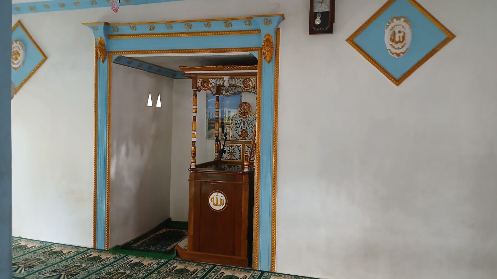 Foto Dalam Masjid (Mimbar/Mihrab) — NURUL HIDAYAH, Tamansari, Licin