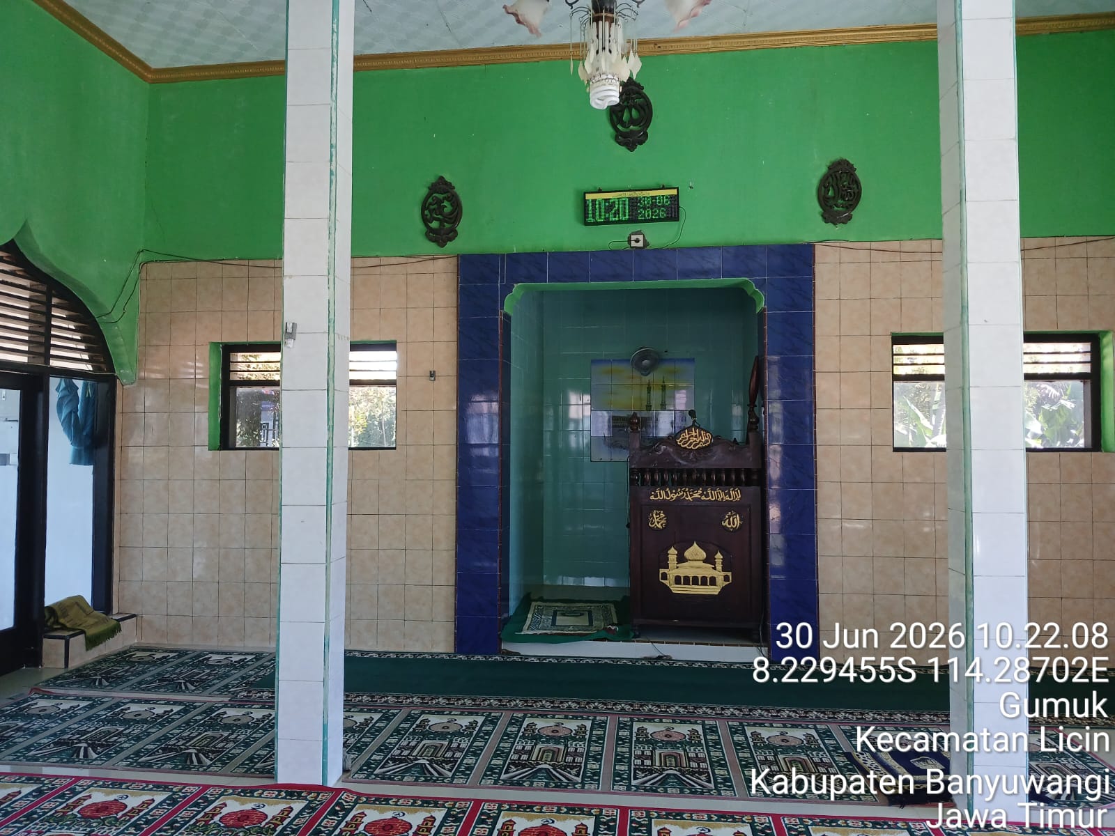Foto Dalam Masjid (Mimbar/Mihrab) — Al-Ikhlas, Tamansari, Licin