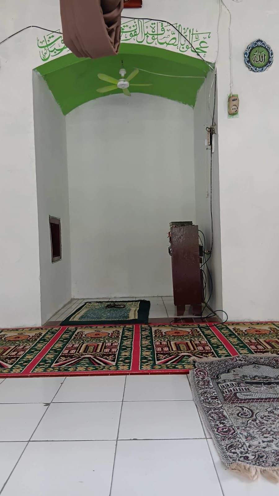 Foto Dalam Masjid (Mimbar/Mihrab) — BAITUL AMIN, Barurejo, Siliragung