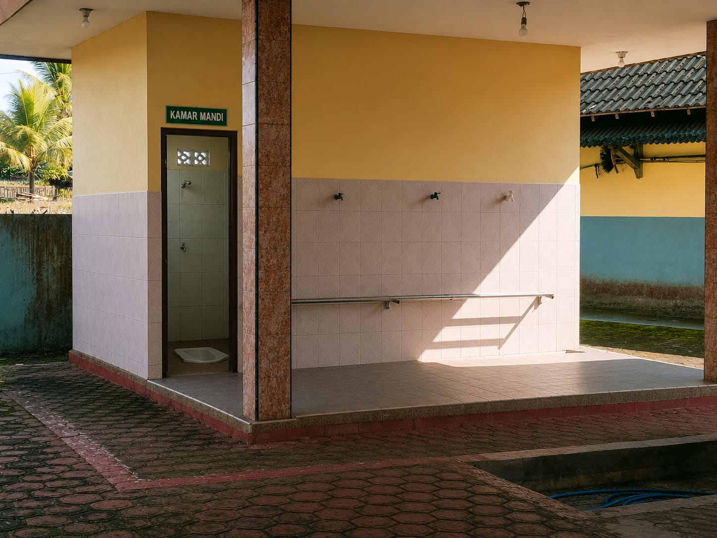 Foto Kamar Mandi/WC — Masjid Babussalam, Kajarharjo, Kalibaru