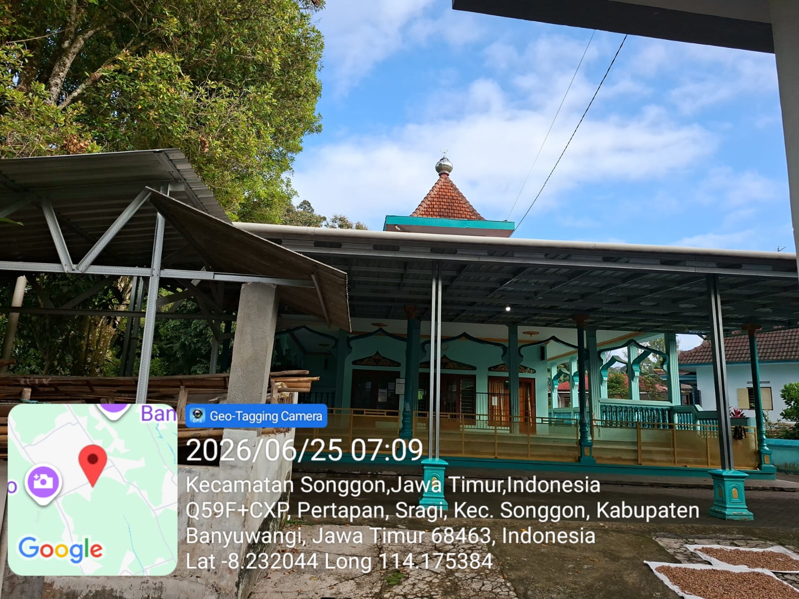 Foto Depan Masjid & Papan Nama — AT TAQWA, Sragi, Songgon